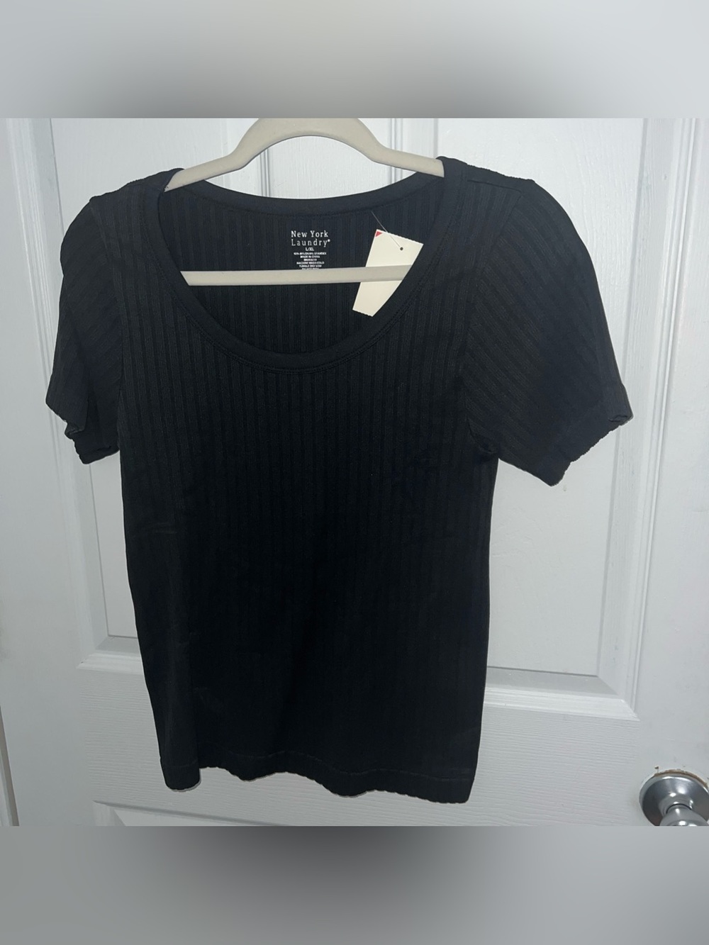 New York Laundry Women's Black Ribbed Short Sleeve Top - NWT